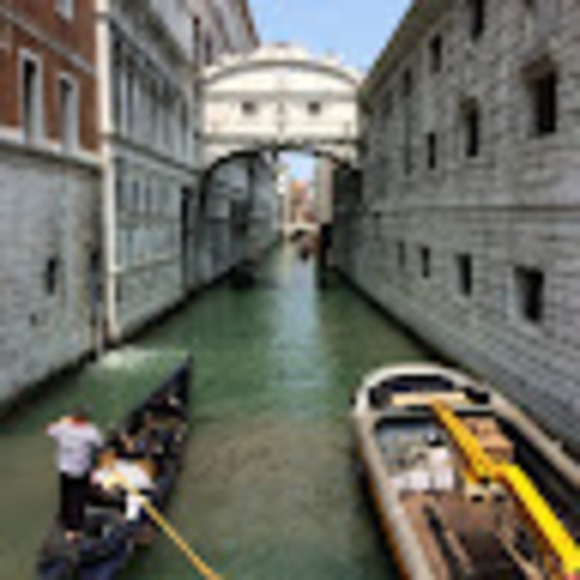 Meet your Posher, Ritsika - Picture 1 of 1